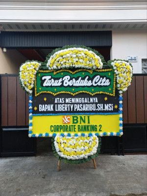 Papan Bunga Duka di Kalirejo