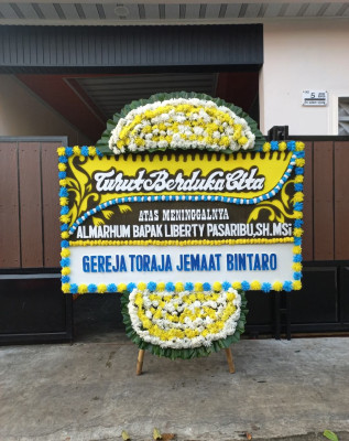 Papan Bunga Duka di Kalirejo